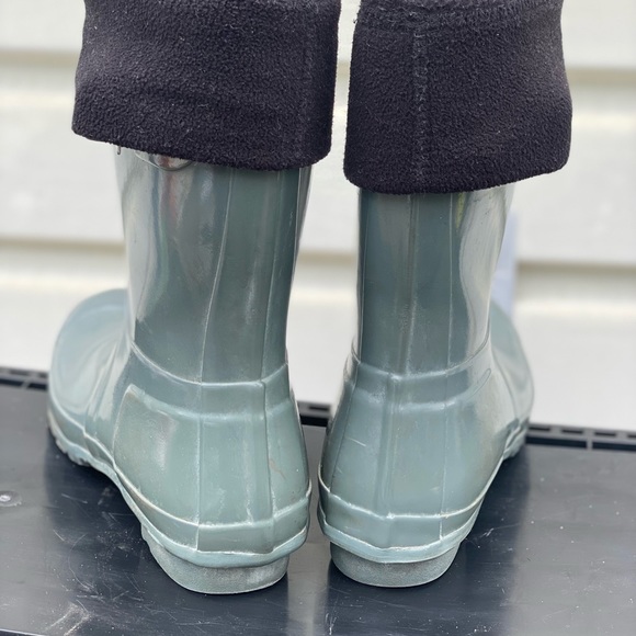 Hunter Original Short Gloss Grey Rain Boots with Hunter sock liner Women size 10 - Picture 2 of 9